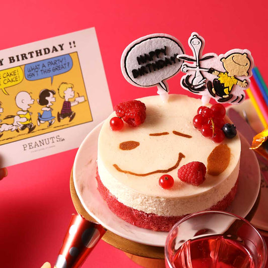 SNOOPY BIRTHDAY ケーキ