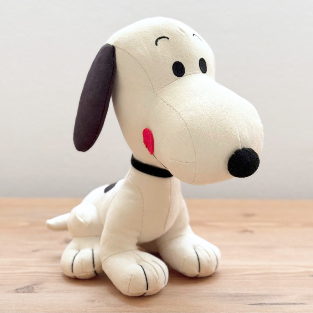 PEANUTS Cafe ロゴ スヌーピー ぬいぐるみ – PEANUTS Cafe Online Shop