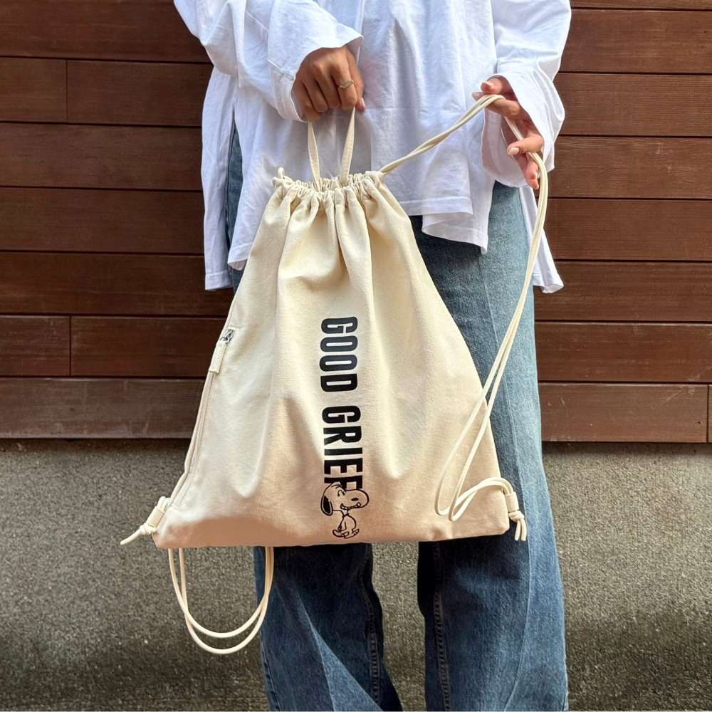 はぎー 牛革星型押しオフホワイトのナップサック、キャメルナップサック ナップザック GOOD GREF アイボリー – PEANUTS Cafe Online Shop