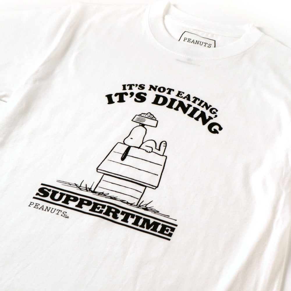 PEANUTS Cafe Tシャツ “DOG DISH” ホワイト 02