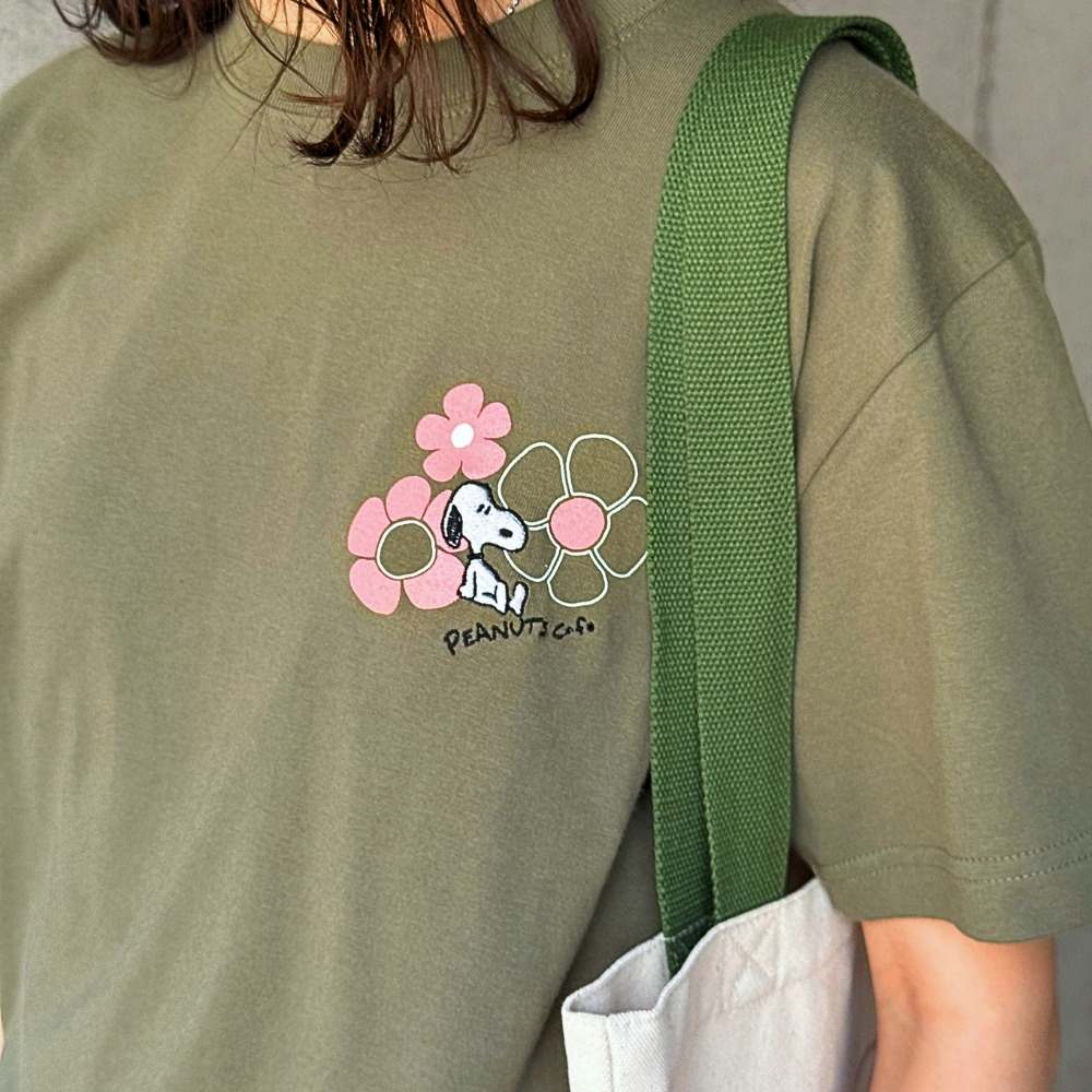 ナチュラルフラワー Tシャツ オリーブ